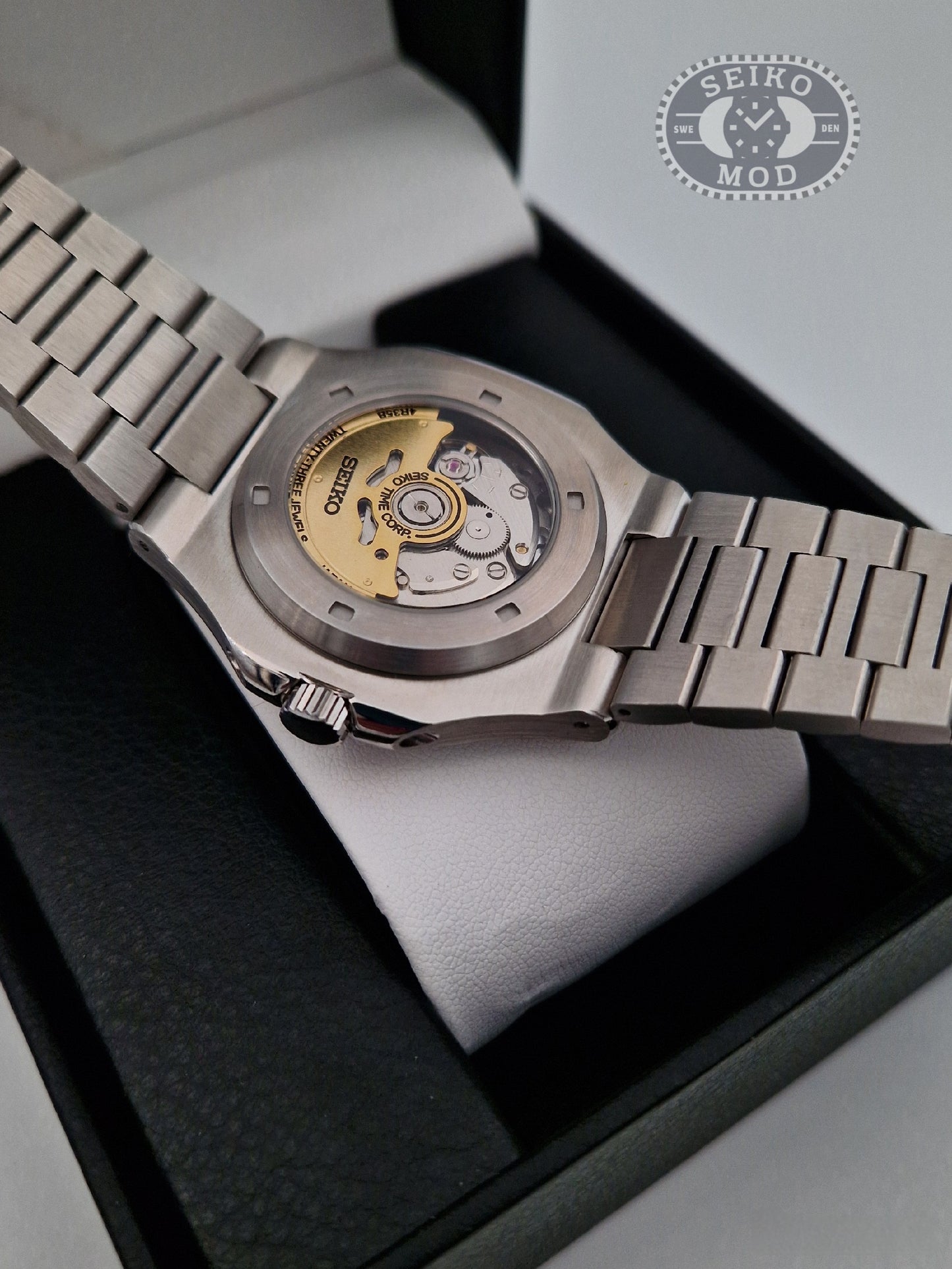 Tummansininen - Nautilus-modi