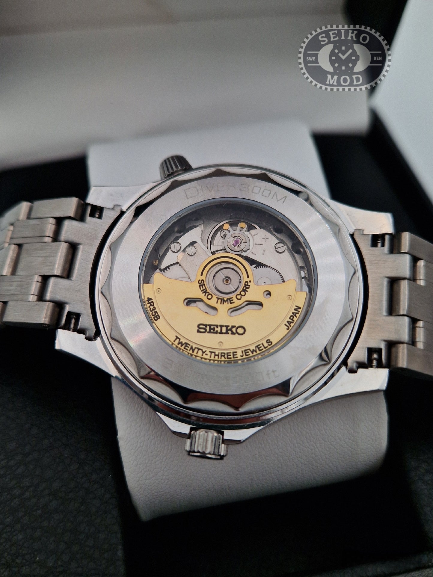 Vihreä - Seamaster-modi