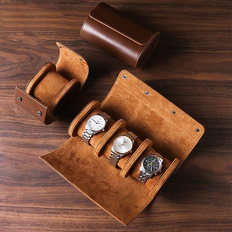 Travel case in leather