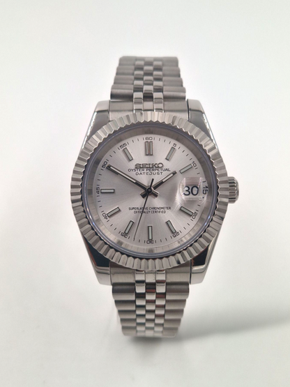 Valkoinen - Datejust-modi