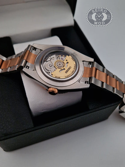 Yacht-Master mod ruusukultaisella kaksisävyisellä rannekorulla