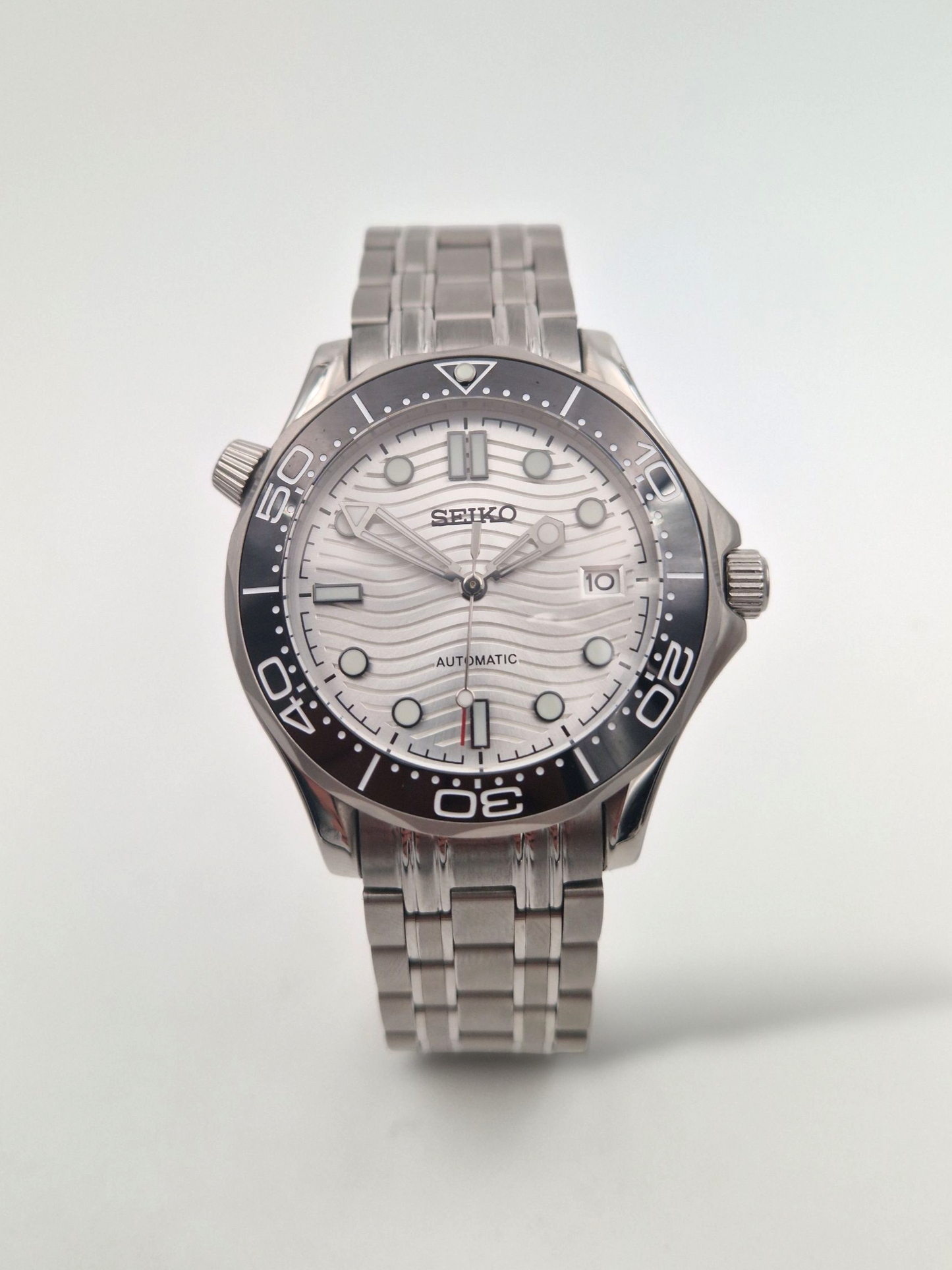 Valkoinen - Seamaster-modi